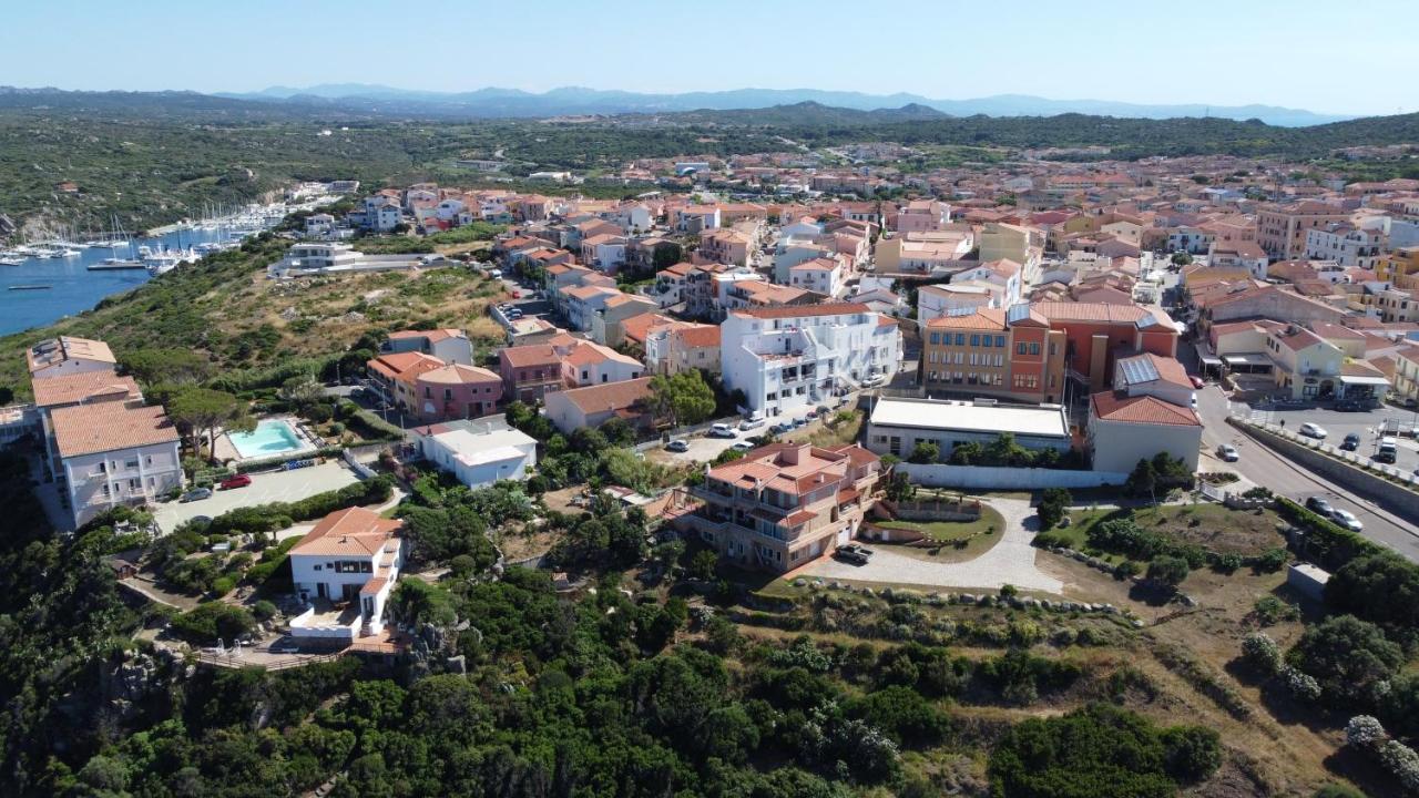 Hotel Da Cecco Santa Teresa Gallura Exterior photo